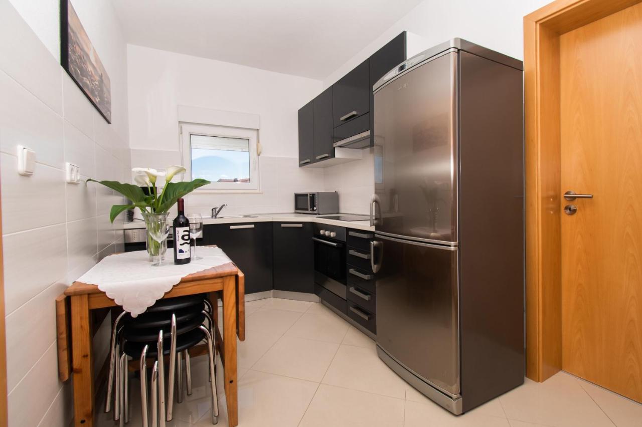 Apartments Kendes โวดีเซ ภายนอก รูปภาพ