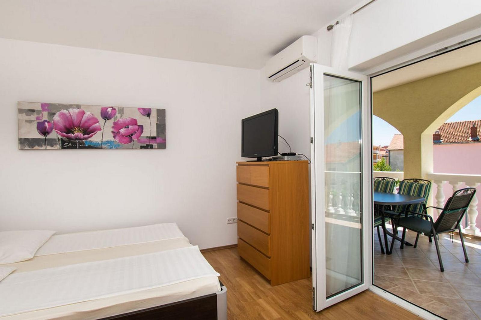 Apartments Kendes โวดีเซ ภายนอก รูปภาพ